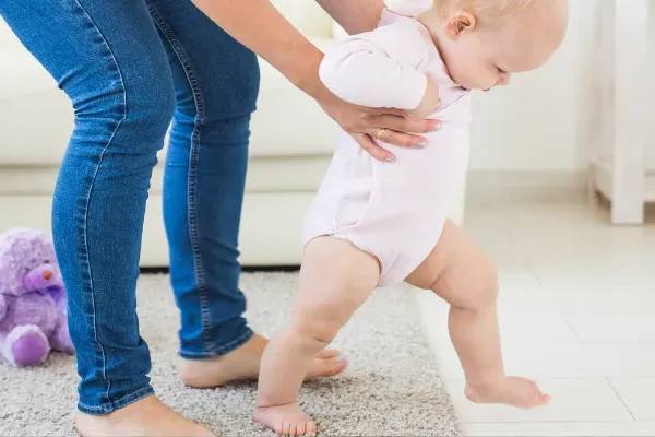 Bebeklerde Kalça Çıkığı